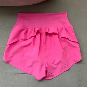 Alo Yoga Gold Medal Short Paradise Pink XS thumbnail 6