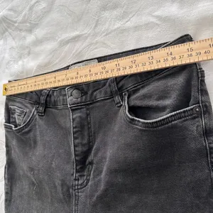 Free People Size (30) Woman's‎ Black Pant Distressed Skinny Jeans thumbnail 3