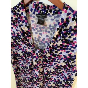 ANN TAYLOR Womens Size XS Sleeveless Blouse Top Gathered Bust Polka Dot thumbnail 4