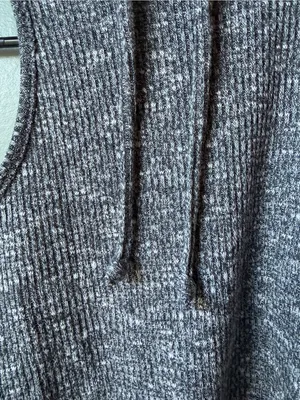 Gymshark Women’s XS Gray Marled Ribbed Crop Tank Top thumbnail 4