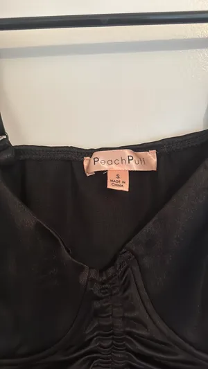 Peach Puff Crop Top Black thumbnail 2