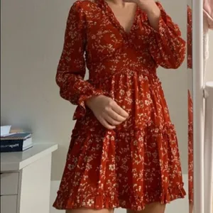 ✨2xHP✨Flounce Sleeve Backless Frill Floral Dress✨ thumbnail 8