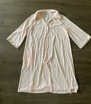 Women’s Vintage Vanity Fair Light Pink Nylon Housecoat/Robe Nightgown, Size 34 thumbnail 1