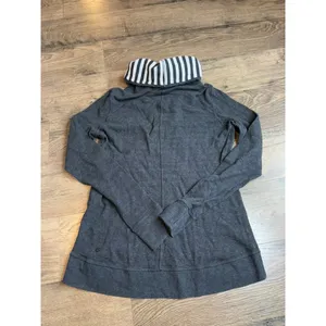 Lululemon In A‎ Cinch Long Sleeve Heathered Reversible mock neck sweatshirt sz 6 thumbnail 6