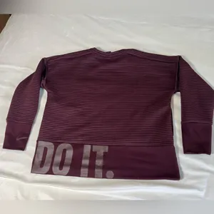Nike Cropped‎ Boxy Sweatshirt Womens Small Burgundy Oversized Activewear thumbnail 4