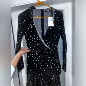 NWT Missguided Polka Dot Dress Size 2 thumbnail 4