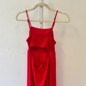 Monteau Los Angeles Red Maxi Dress XS Spaghetti Strap Cutout Back Smocked thumbnail 5