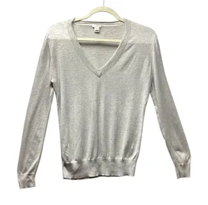 J. Crew woman’s cotton v-neck sweater Light gray Size Medium thumbnail 1
