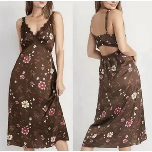 Old Navy Women’sLace-Trimmed Satin Cami Slip Dress M Brown Floral Midi Babydoll thumbnail 2