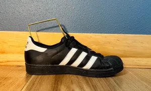 Adidas Shell Toe Leather Black and White Stripe Sneakers Men’s Size 6.5/Womens 8 thumbnail 1