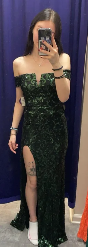 Windsor Dark Green Prom Dress thumbnail 2