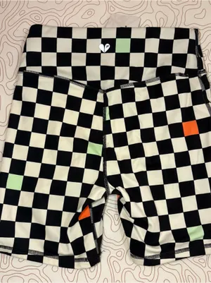 Fabletics Motion365 Checkered 6” Biker Shorts Size Small thumbnail 5