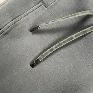Lululemon Jogger Pants Womens 4 Gray Knit Drawstring Ribbed Cuff Lounge Pockets thumbnail 6