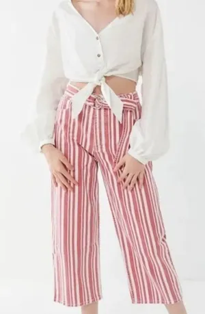 NWT Womens BDG by Urban Outfitters Austen Belted Wide Leg High Waisted Jeans 28 thumbnail 1