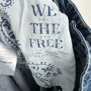 We The Free Wallflower jeans women's 33 wide leg mid rise flare blue denim retro thumbnail 7