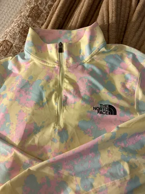 The North Face Pullover thumbnail 2