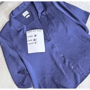 Wilfred Aritzia Beso Satin Shirt Nightshade Blue Short Sleeve Button Down M thumbnail 6