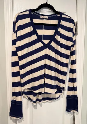 NWOT Free People We The Free Size L Blue Cream Striped Thermal Knit V Neck Top thumbnail 1