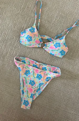 Grey Bandit Bikini thumbnail 1