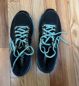 ASICS Women's size 8 in black and teal thumbnail 1
