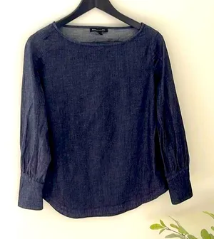 Banana‎ Republic Denim Crewneck Top. Size XS thumbnail 1