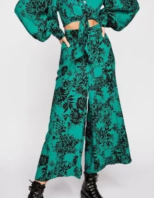 Free People Boho Floral Wide Leg Crop Pants Size XS Green Tropical thumbnail 1