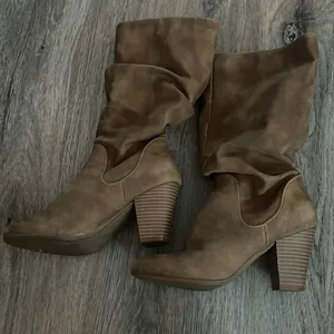 Francesca’s Tan Slouchy Heeled Boots Size 6 Medium thumbnail 6