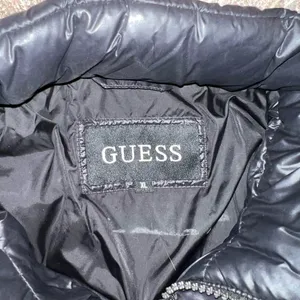 Super Nice Guess Black Puffer Jacket! thumbnail 5