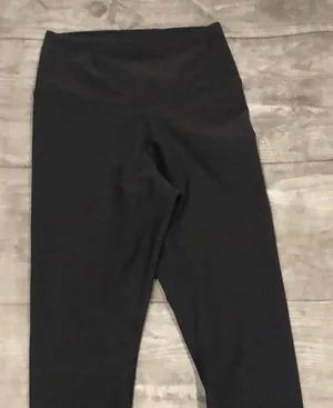 Nike black cropped leggings thumbnail 1