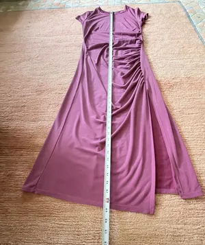 Vestique Mauve Ruched Side Slit Maxi Dress Size S Short Sleeve Bodycon thumbnail 2