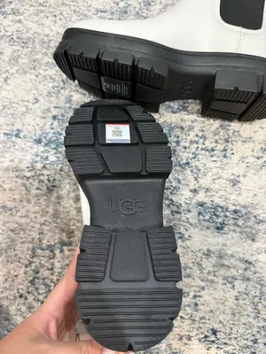 UGG Ashton Boots Chelsea thumbnail 4