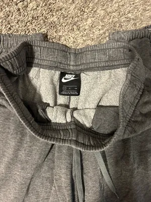 Nike Women’s Sweatpants thumbnail 3