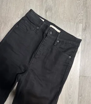 Levi Strauss mile high super skinny jeans thumbnail 3