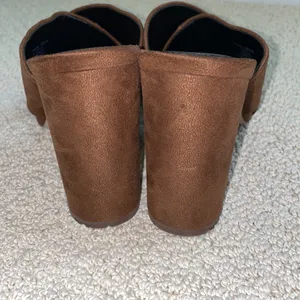 BCBGeneration Suede Chocolate Brown Mule Heels thumbnail 11