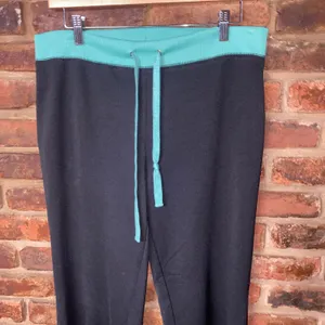 Silverwear Black Seafoam Green Straight Leg Track Sweatpants Women's Size Medium thumbnail 2