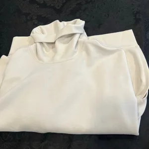 Lululemon Softstreme Turtleneck Pullover White Opal 6 women thumbnail 2