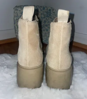 Steve Madden Shoes thumbnail 2