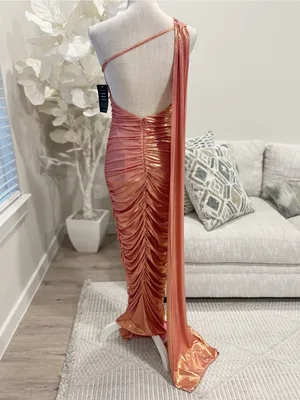 Retrofete Shannon Elegant Golden Peach Metallic Ruched Backless Evening Gown S thumbnail 7