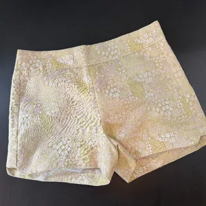 J. Crew Yellow Green Gold Brocade Metallic Shorts Size 2 NWT New thumbnail 1
