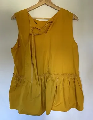 Ann‎ Taylor brignt yellow sleeveless top ruffle women's size large cotton FLAW thumbnail 1