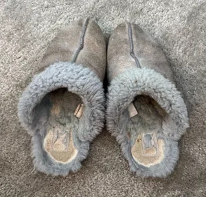UGG Gray Sheepskin Women's Slippers thumbnail 1