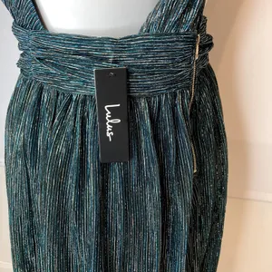 New LULUS Ailey Metallic Teal Twist Back Skater Dress Womens Size L Mini Party‎ thumbnail 7