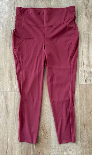 lululemon Base Pace High-Rise Running Tight 25” – Mulled Wine – Size 14 thumbnail 1
