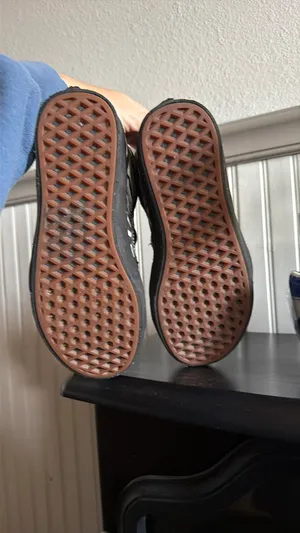 High-Top Vans thumbnail 9