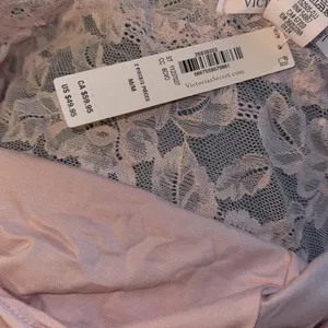 New VICTORIA'S SECRET Modal &‎ Lace Cropped Cami Set thumbnail 4