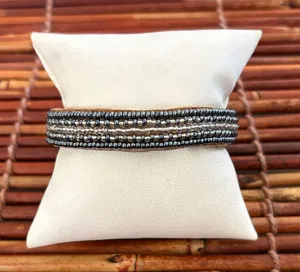 Silver and Black Beaded Bracelet 7” thumbnail 1