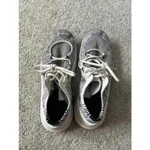 2018 Nike TR‎ Flyknit White/Black Training Shoes 942887-101 Women 8 thumbnail 3