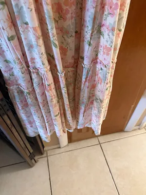 Beautiful Maxi Summer Dress in Pink and Cream! thumbnail 8