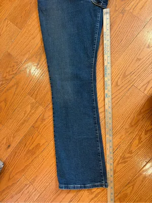 Levi’s 550 Women’s 16 Long Dark Wash Relaxed Bootcut Jeans Y2K thumbnail 4