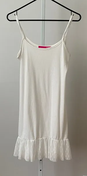 Pinkyotto Womens White‎ Sleeveless Ruffle Hem Swiss Dot Mini Slip Dress thumbnail 1